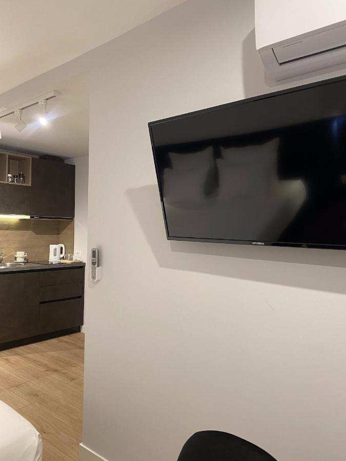 Living Studio Apartments Tirana Eksteriør billede