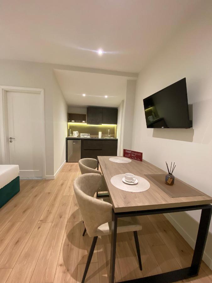 Living Studio Apartments Tirana Eksteriør billede